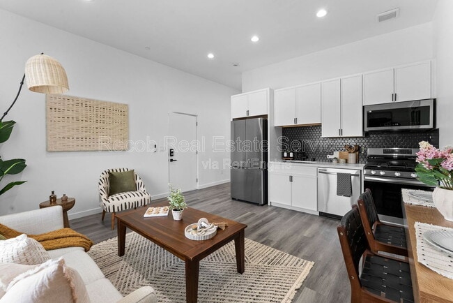 Photo - 5254 Adams Ave Unidad 4