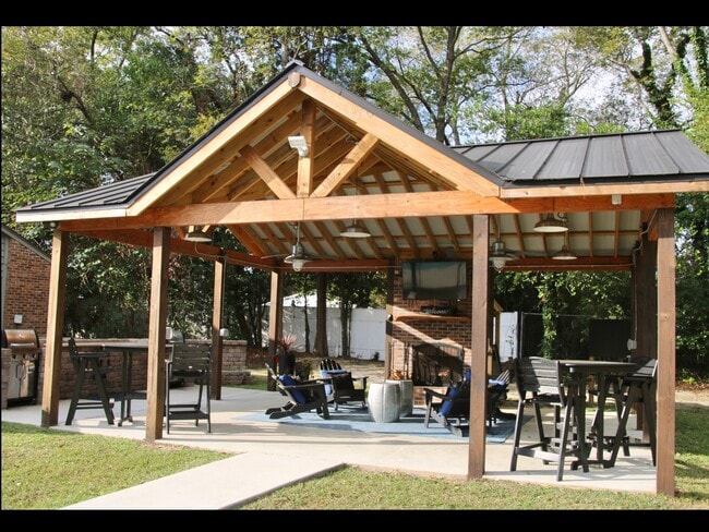 Gatewood Apartments