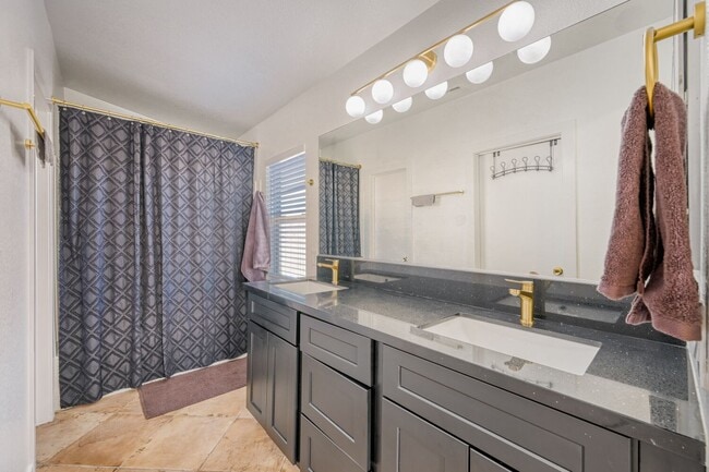 Photo - 6752 Lookout Lodge Ln