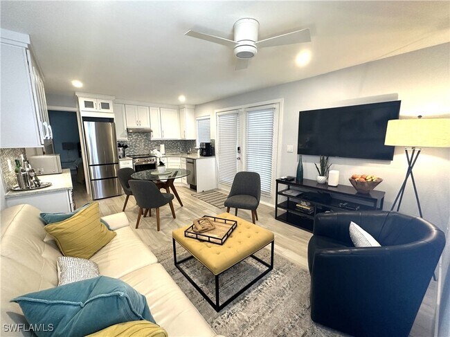 Photo - 175 5th Ave S Unidad 104