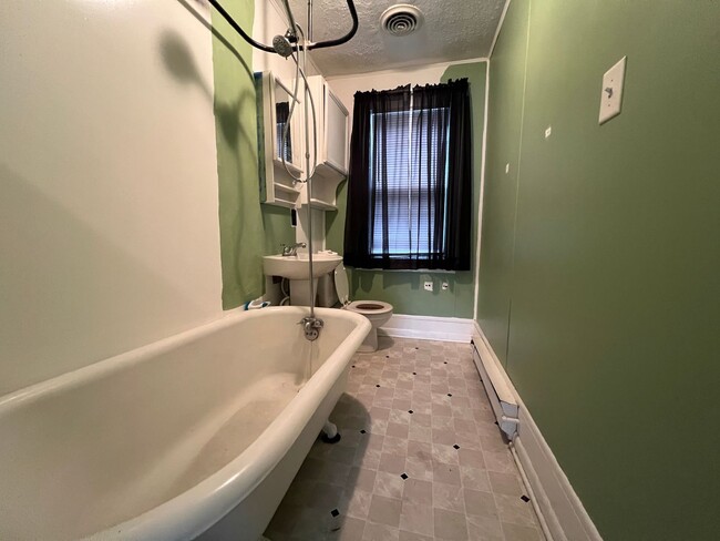 Photo - 391 Overdale St Unit 0.5