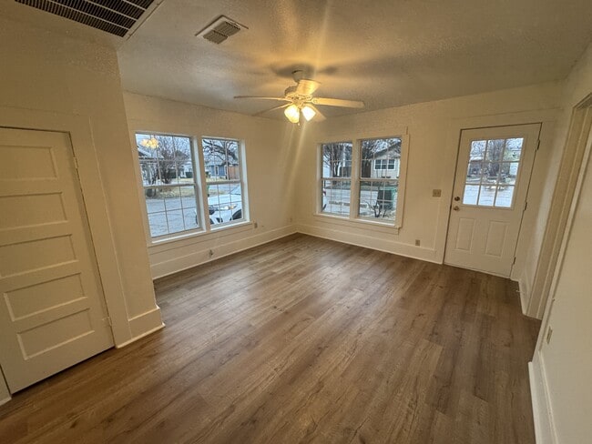 Photo - 467 N Paddock Ave