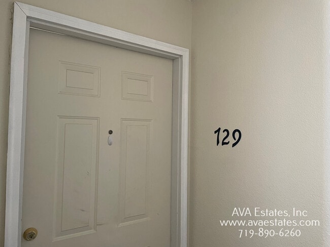 Photo - 729 E Laporte Dr