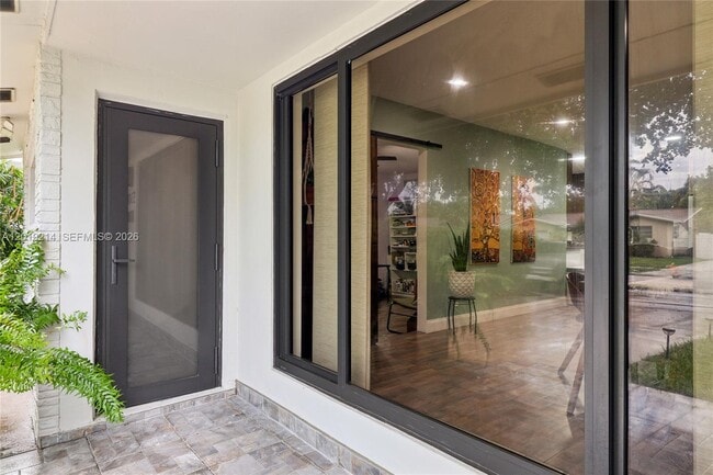 Photo - 5301 Pierce St