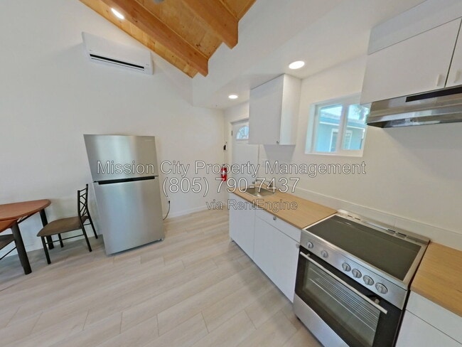 425 San Domingo Dr