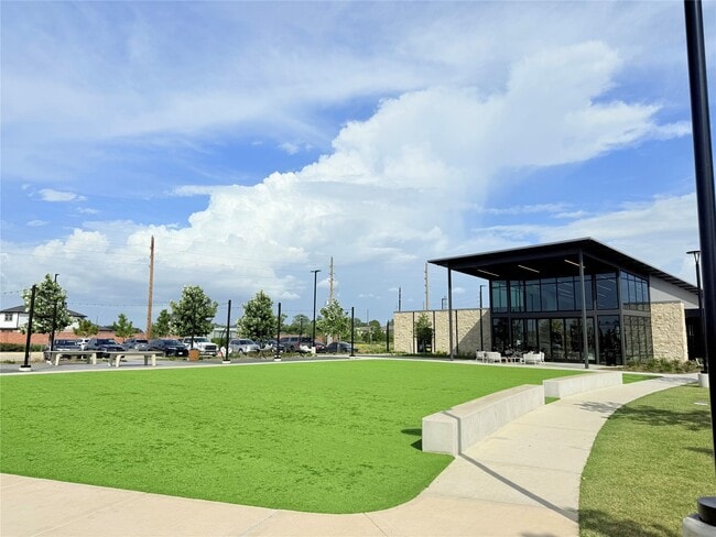 Building Photo - 1499 Twilight Grn Dr