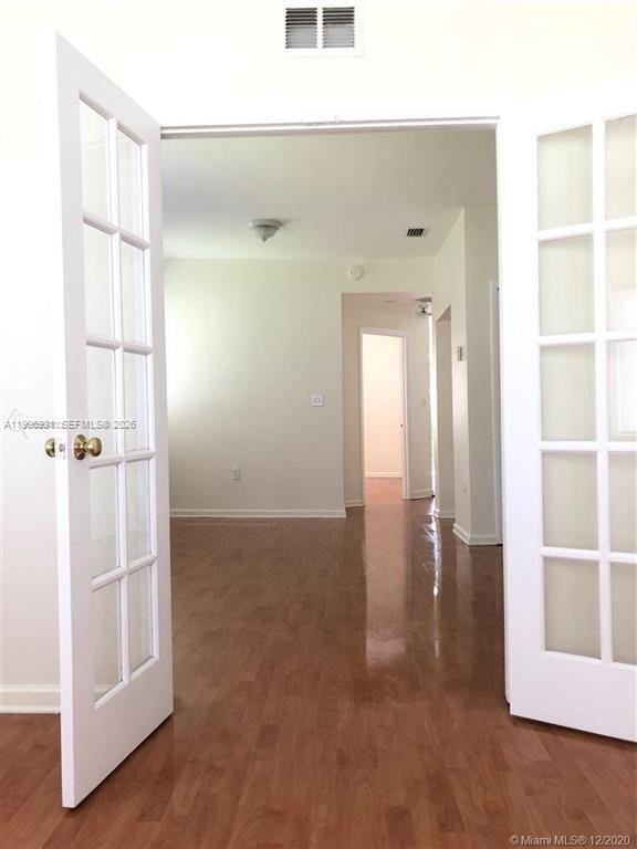 Photo - 109 NW 6th Ave Unidad 8