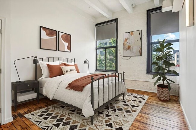 Photo - 1217 Spring Garden St Unidad B
