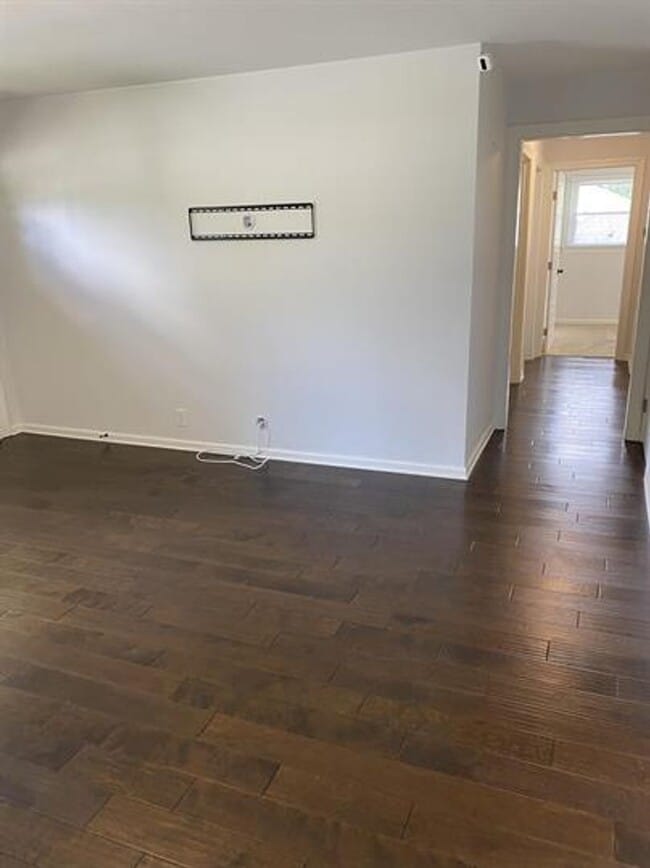 373 Margo Ln