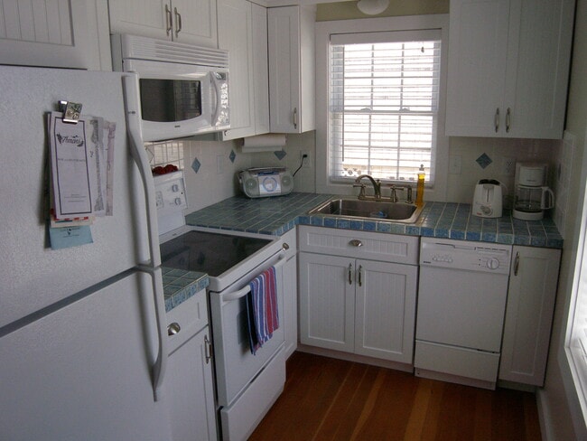 Photo - 145 Shore Blvd