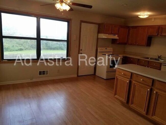 Photo - Very Nice 3 Bedroom 1 Bath Home in KCMO-Available NOW!!