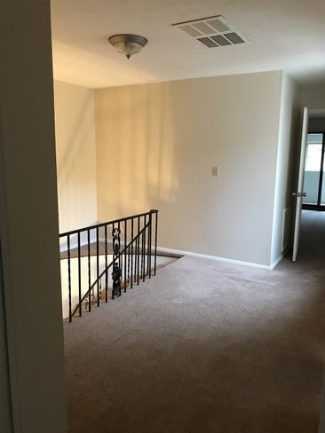 Hampton Apartments & Townhomes