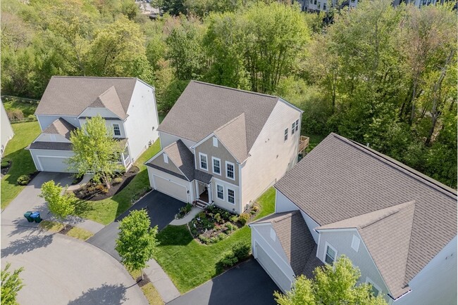 Photo - 156 Stonehaven Dr