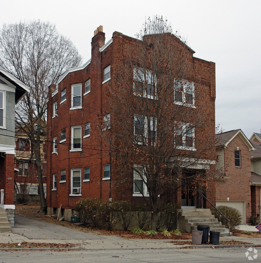 Photo - 2925 Eden Ave Apartments