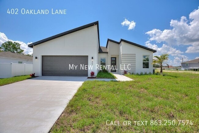 Building Photo - 402 Oakland Ln