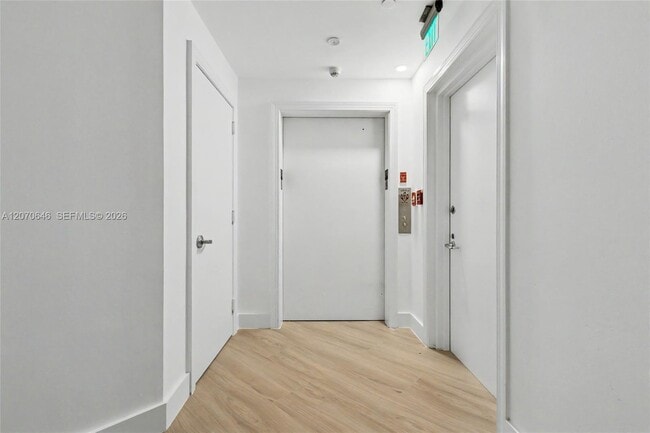 Photo - 731 Crandon Blvd Unit 208