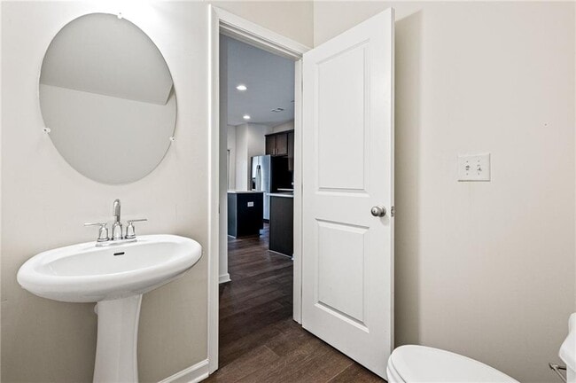 Photo - 776 Crestwell Cir