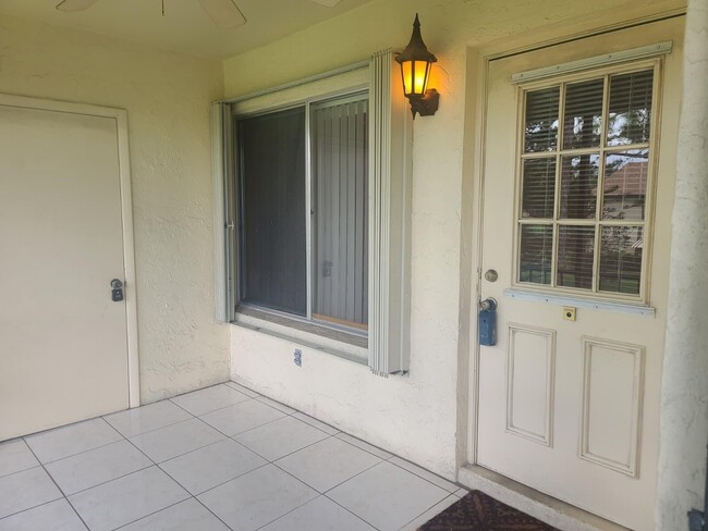 Photo - 317 Knotty Pine Cir Unit A-2