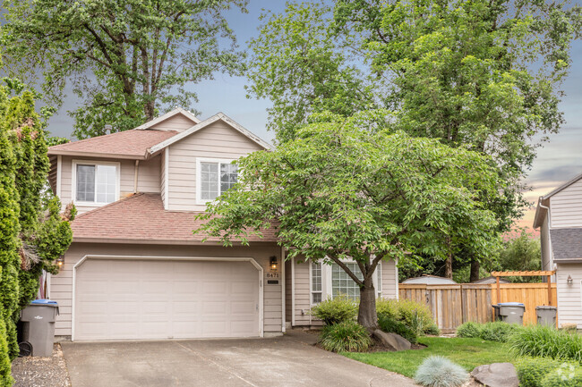 Building Photo - Spacious 3 Bedroom Home near Schools