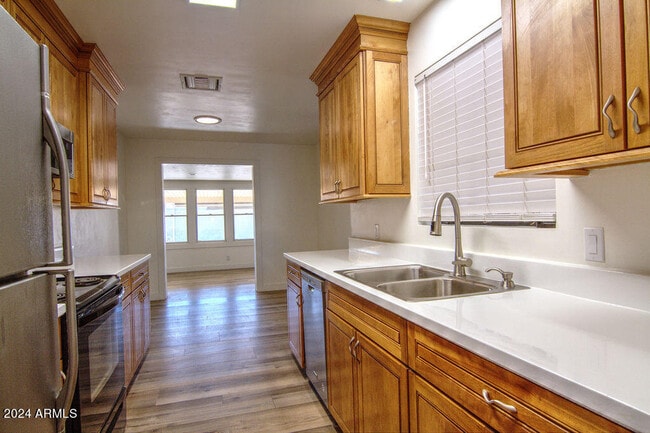 Photo - 7526 N 17th Dr