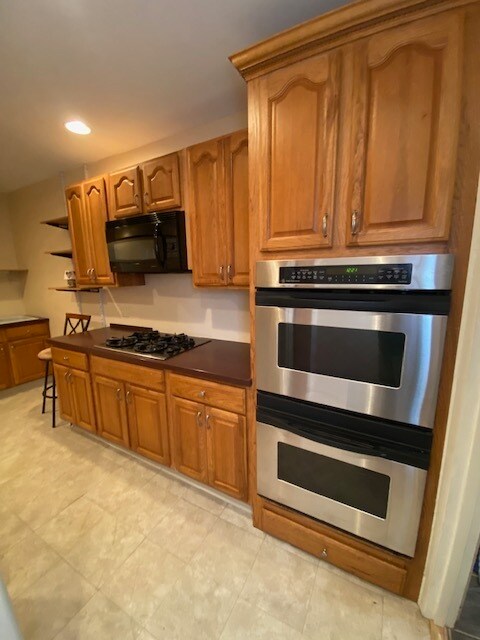 Photo - 427 E Wall St