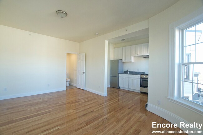 Photo - 501 E Broadway Unidad 10