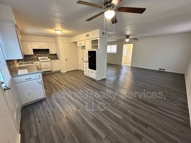 Photo - 23 NE 63rd St