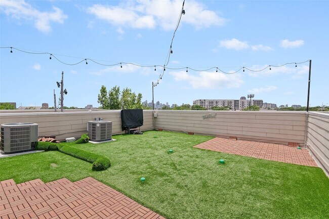 5609 Lindell Ave Unit 3