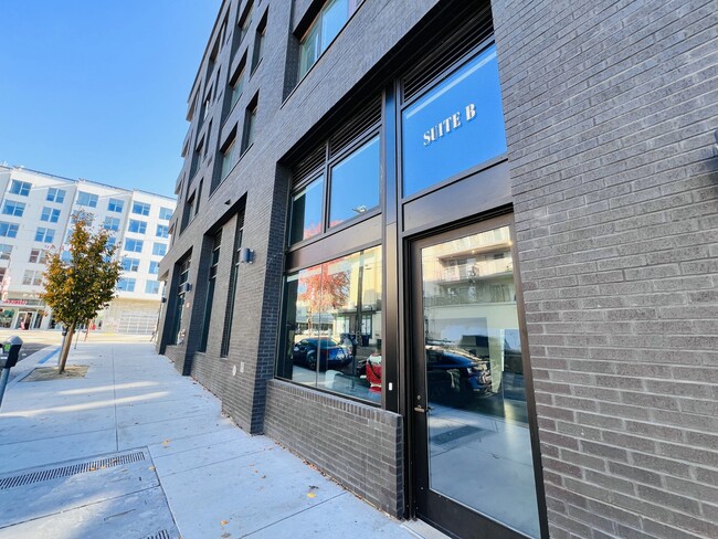 Photo - The Laureate