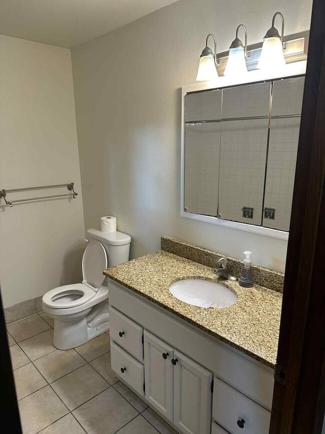 Photo - 5314 N Cook St