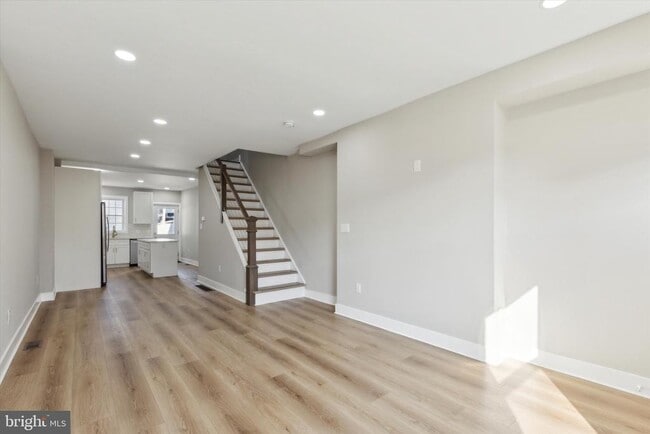 Photo - 247 E 6th Ave