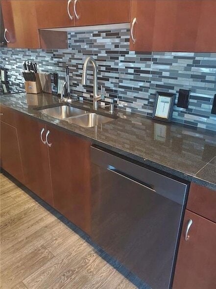 Photo - 400 W Peachtree St NW Unit 1610