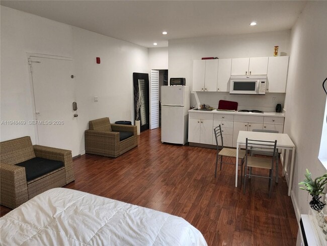 Photo - 1345 Pennsylvania Ave Unit 4C