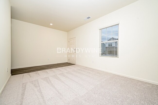 Photo - 7625 Saffron Ave