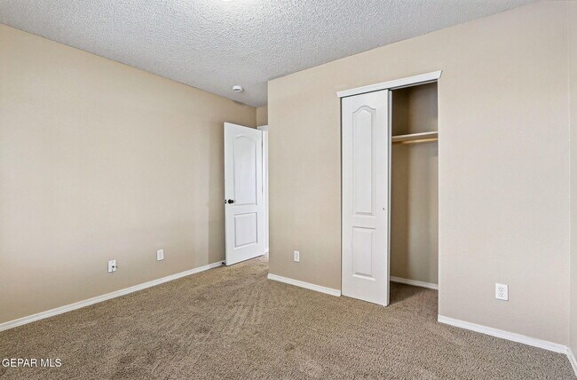 Photo - 732 Desert Sage Dr