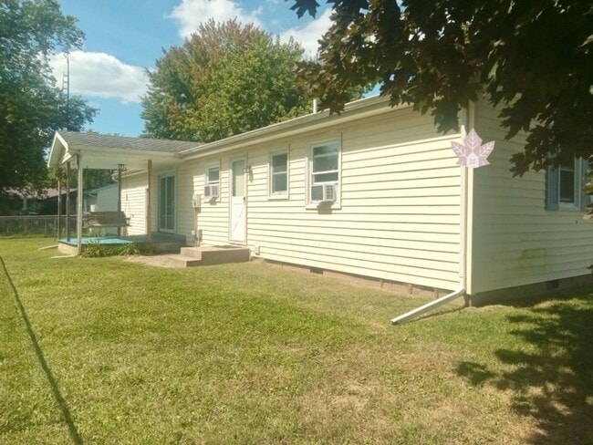 Photo - Adorable 4-Bdrm 2 bath Home in the Mississinewa Area