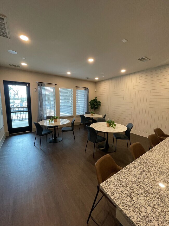 Photo - Dian Street Villas