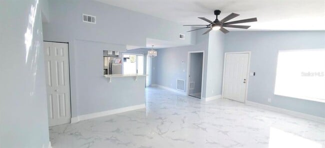 Photo - 2205 Calexico Way S