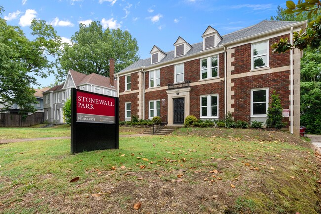 Stonewall Park Apartments - Stonewall Park Apartments