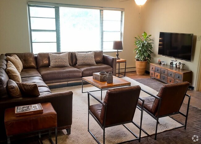 Building Photo - Exeter Place Rental