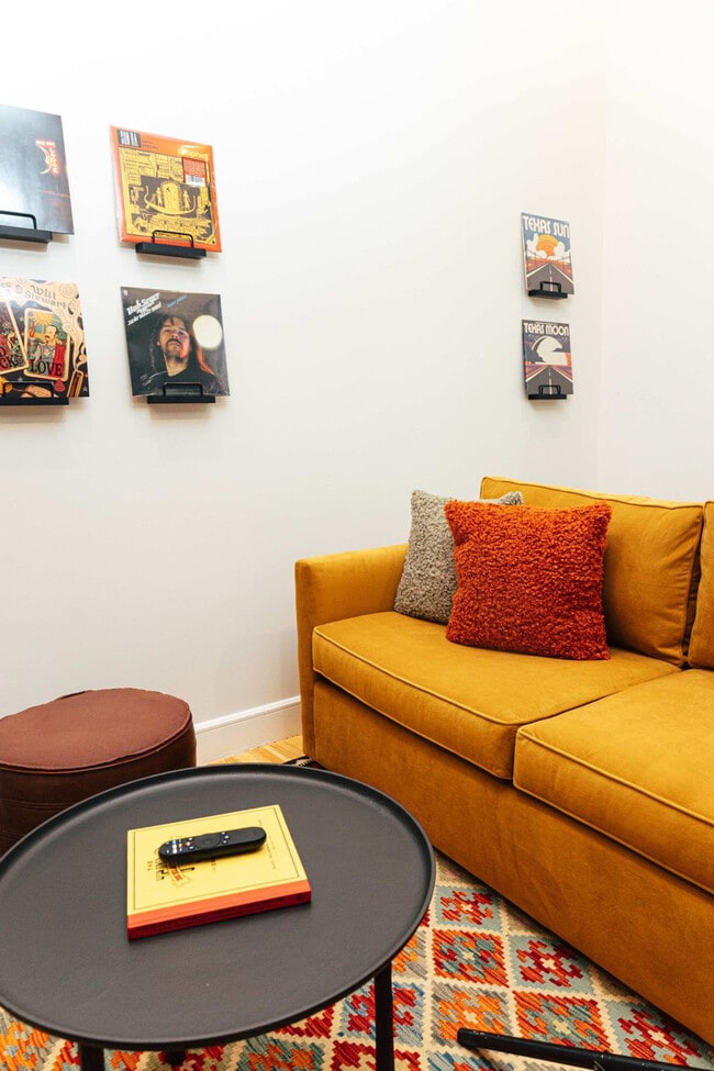 Photo - 1911 3rd Ave N Unit ID1352414P