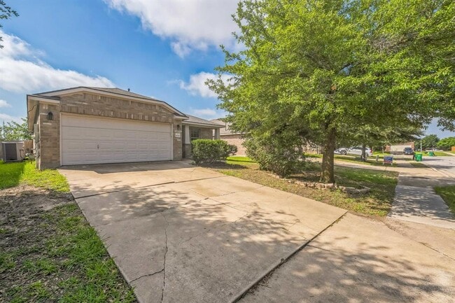 Photo - 18509 Sandy Bottom Dr House