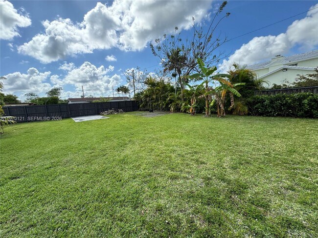 Photo - 8400 SW 46th St