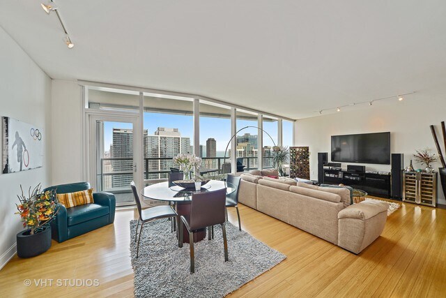Photo - 340 E Randolph St Unidad 3602 Rental