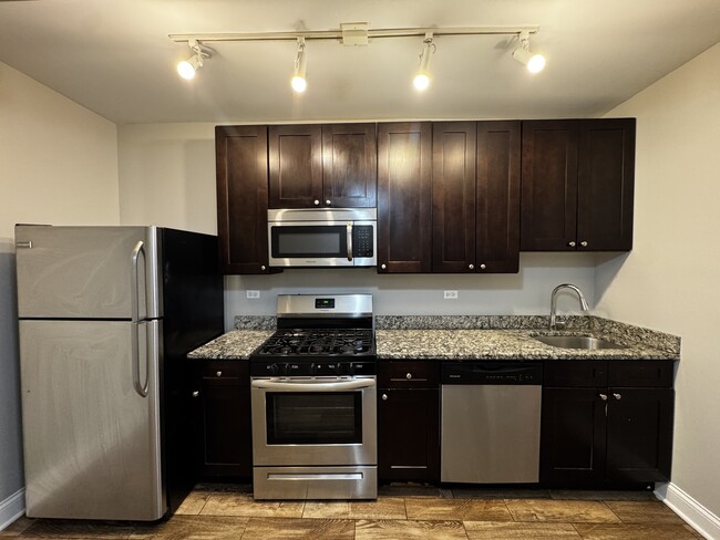 Photo - 5001 N Sawyer Ave Unidad GDN