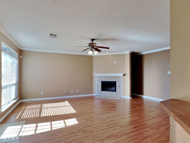 Photo - 5505 Stonemoss Dr