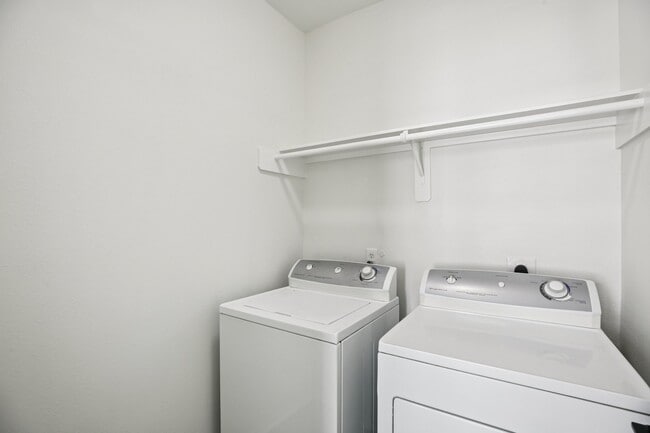 Photo - 1705 Stuart St