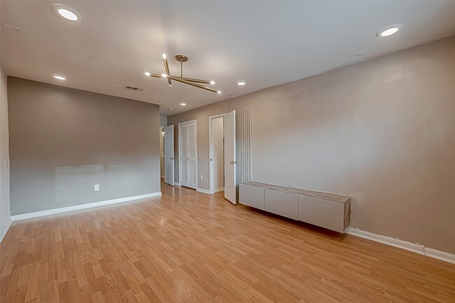 Photo - 7497 Brompton St Unidad 7497