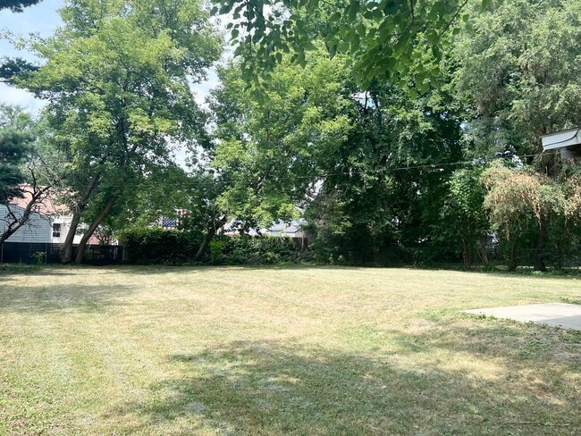 Photo - 15823 Woodworth