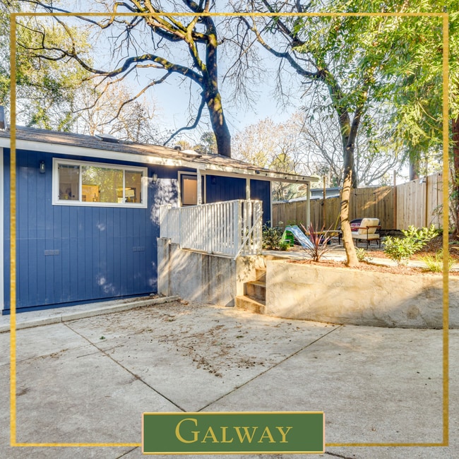 Photo - 18115 La Verne Dr